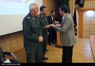 نشست خبری مدیرکل حفظ آثار و نشر ارزشهای دفاع مقدس همدان