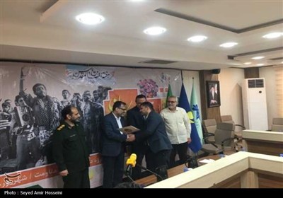 تجلیل از حماسه‌نگاران، عکاسان و خبرنگاران دفاع مقدس استان بوشهر