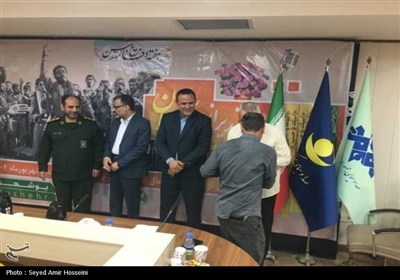 تجلیل از حماسه‌نگاران، عکاسان و خبرنگاران دفاع مقدس استان بوشهر