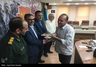 تجلیل از حماسه‌نگاران، عکاسان و خبرنگاران دفاع مقدس استان بوشهر