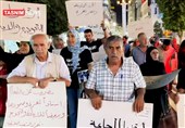 محاولة إسکات الاصوات الداعمة لـ غزة فی الضفة الغربیة عبر الاقتحامات اللیلیة
