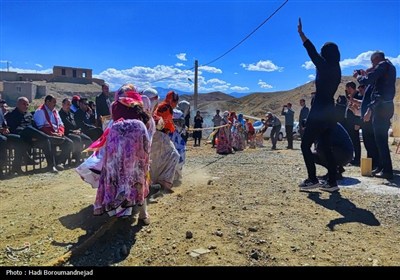 توزیع 2000 بسته نوشت‌افزار در مناطق عشایری اهر