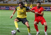 Tractor Earns Late Win over Sepahan, Esteghlal Held by Pakyan