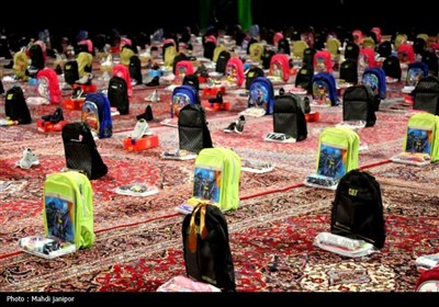 اهدای 5 هزار بسته الوازم‌التحریر به دانش‌آموزان نیازمند اصفهانی در آستانه شروع سال تحصیلی