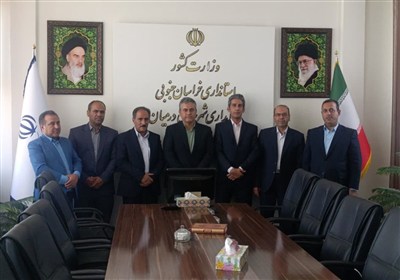شهرستان،برق،درميان،توزيع،مدير،خورشيدي،افزايش،پايدار،تأمين