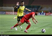 دیدار تیم های فوتبال سپاهان اصفهان و تراکتور تبریز
