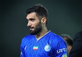 عارف آقاسی حرفش را پس گرفت: در استقلال می‌مانم!