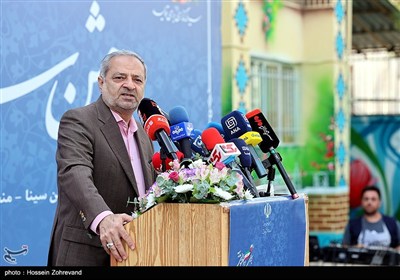 سخنرانی علیرضا کاظمی وزیر آموزش و پرورش در مراسم جشن شکوفه‌ها