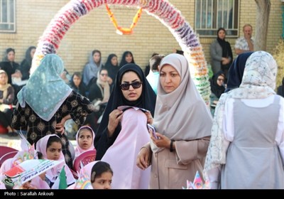 جشن شکوفه‌ها در کرمان