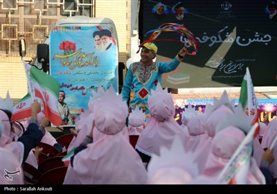 جشن شکوفه‌ها در کرمان