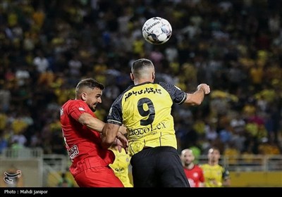 شکست سپاهان در برابر قهرمان لیگ
