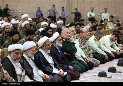 نکوداشت هفته دفاع مقدس در حرم حضرت معصومه(س)