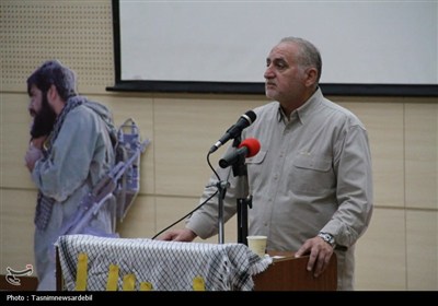 آیین گشایش نمایشگاه رزمی و فرهنگی دفاع مقدس در اردبیل به روایت تصویر
