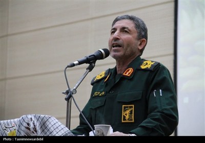 آیین گشایش نمایشگاه رزمی و فرهنگی دفاع مقدس در اردبیل به روایت تصویر