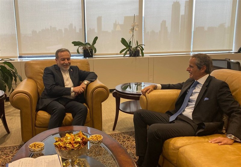 غروسي يلتقي وزير الخارجية الإيراني في نيويورك