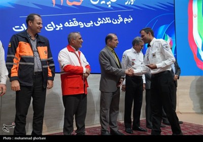 تقدیر از تلاشگران عرصه فوریت‌های پزشکی در جشن ملی اورژانس 115 بیرجند