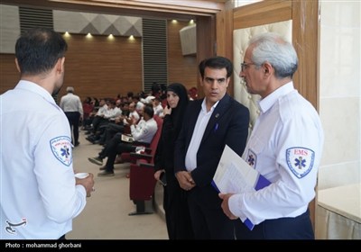 تقدیر از تلاشگران عرصه فوریت‌های پزشکی در جشن ملی اورژانس 115 بیرجند
