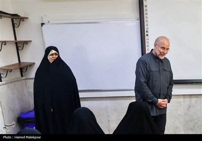 حضور رئیس مجلس در مدرسه دخترانه فاطمیون تهران به مناسبت آغاز سال تحصیلی جدید