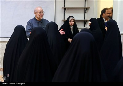 حضور رئیس مجلس در مدرسه دخترانه فاطمیون تهران به مناسبت آغاز سال تحصیلی جدید