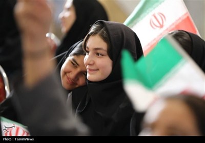 آیین نواختن زنگ مدارس در استان ایلام