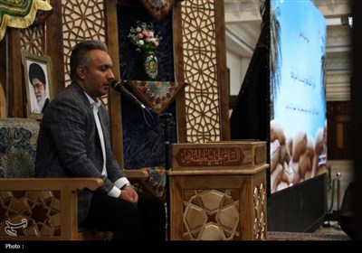 محفل انس با قرآن کریم؛ گرامی‌داشت هفته دفاع مقدس در حرم شاهچراغ