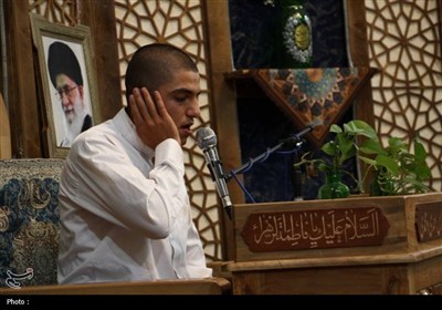 محفل انس با قرآن کریم؛ گرامی‌داشت هفته دفاع مقدس در حرم شاهچراغ