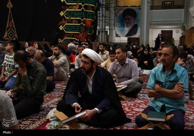 محفل انس با قرآن کریم؛ گرامی‌داشت هفته دفاع مقدس در حرم شاهچراغ