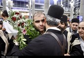 Гордые члены сборной Ирана по греко-римской борьбе возвращаются на родину