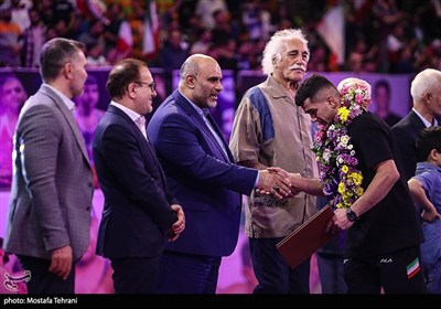 جشن ملی قهرمانی کشتی