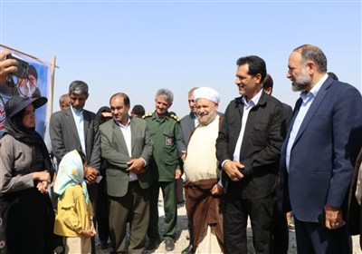 امداد،كميته،كرمان،استان،طرح،پايدار،اشتغال،كشاورزي،ايجاد،گلخانه