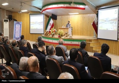 نشست توسعه‌ای گرمی و انگوت با حضور استاندار و نماینده مجلس