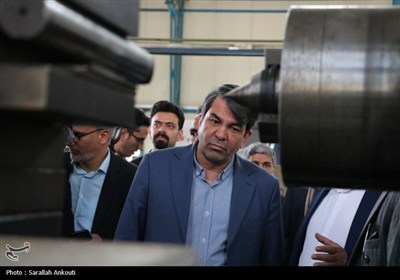 بازدید استاندار کرمان از چند واحد صنعتی