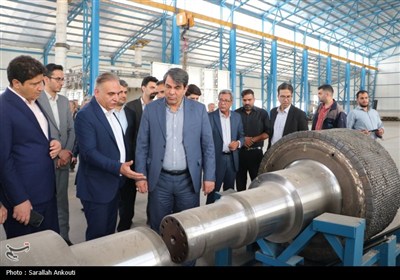 بازدید استاندار کرمان از چند واحد صنعتی