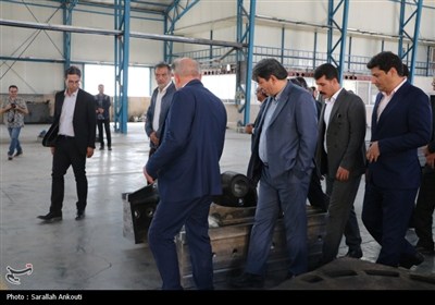 بازدید استاندار کرمان از چند واحد صنعتی