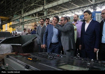 بازدید استاندار کرمان از چند واحد صنعتی