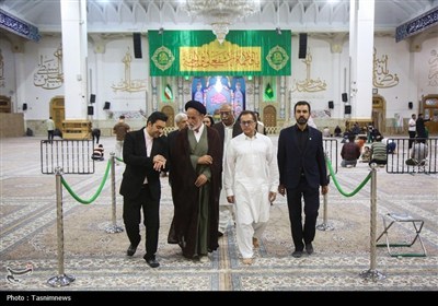 تشرف سفیر پاکستان به حرم حضرت معصومه(س)