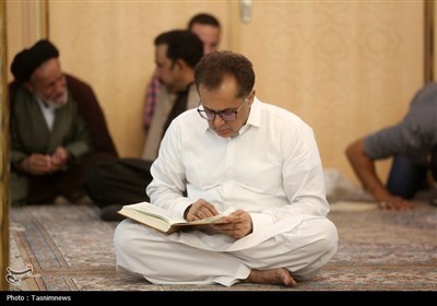 تشرف سفیر پاکستان به حرم حضرت معصومه(س)