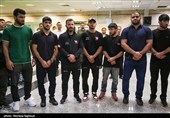 تجلیل از مدال‌آوران و تیم‌های ملی کشتی در جلسه غیررسمی مجلس