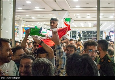 استقبال از قهرمانان جهانی کشتی فرنگی در شیراز