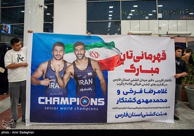 استقبال از قهرمانان جهانی کشتی فرنگی در شیراز