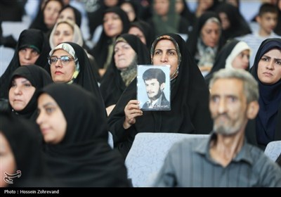 بزرگداشت شهدای منا