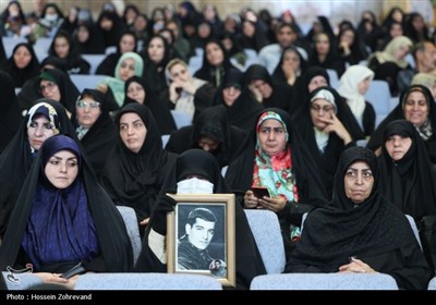 بزرگداشت شهدای منا