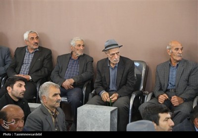 دیدار صمیمی استاندار اردبیل با مردم محله نیار