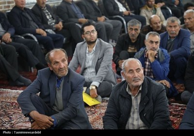 دیدار صمیمی استاندار اردبیل با مردم محله نیار