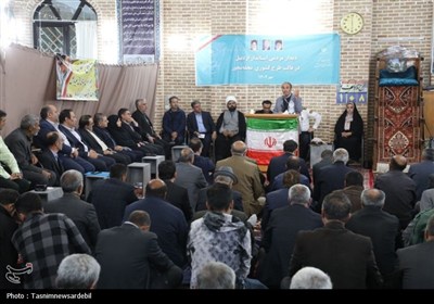 دیدار صمیمی استاندار اردبیل با مردم محله نیار