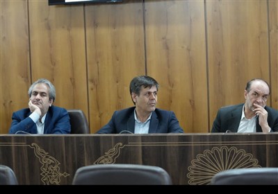 نشست وزیر نیرو با مجمع نمایندگان استان لرستان