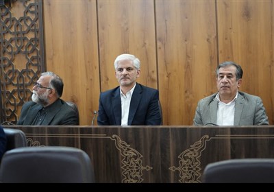 نشست وزیر نیرو با مجمع نمایندگان استان لرستان