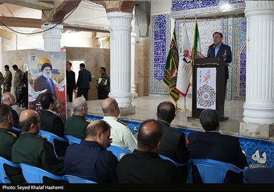 آیین میهمانی لاله‌ها در گلزار شهدای بوشهر