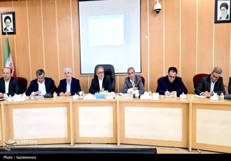 حرکت رو به جلوی توسعه با کاهش بیکاری و تورم؛ تأکید بر رفع شکاف‌ها و جلب اعتماد مردم