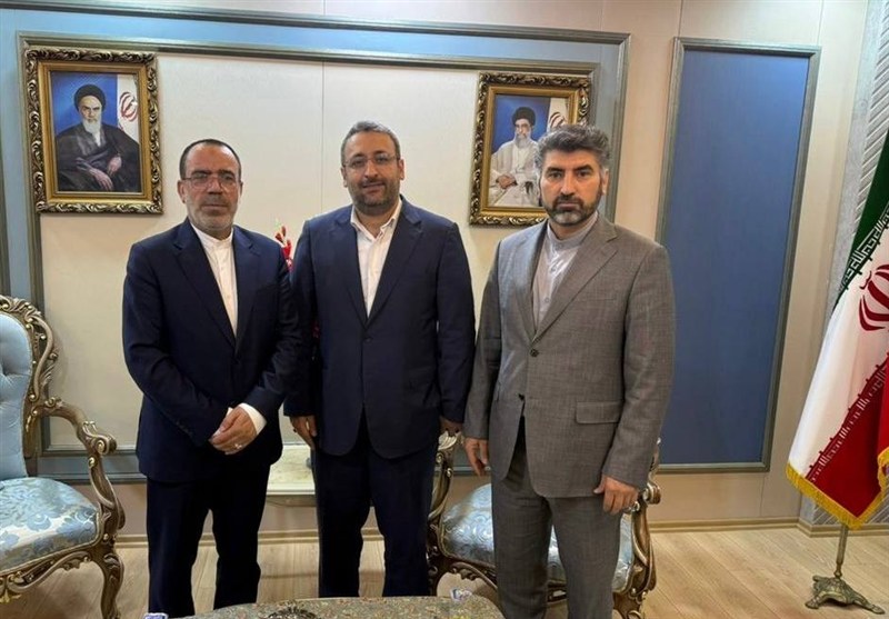 تشریح توانمندی‌ها و مزیت‌های صادراتی چادرملو در بازار عراق